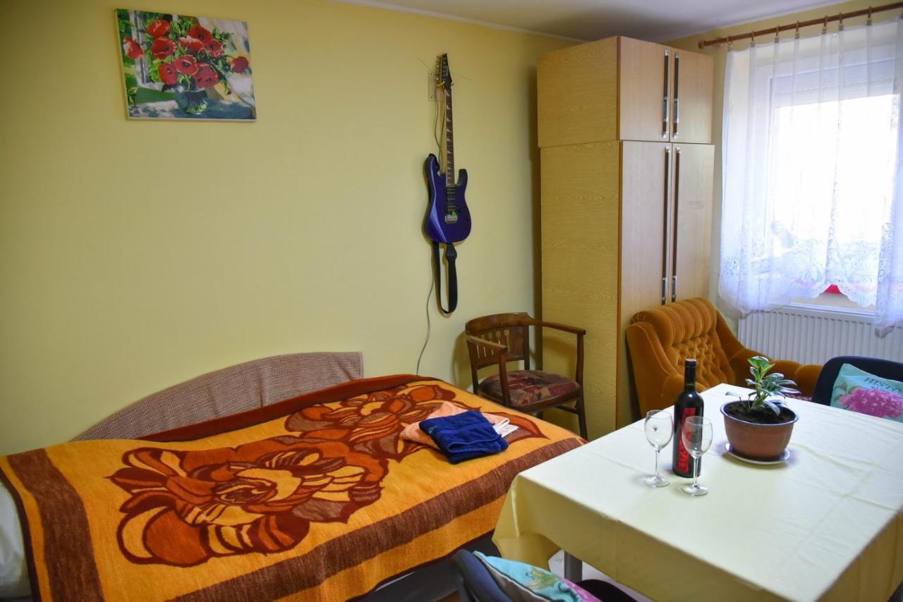 Maison d'hôtes Sobe Masa à Subotica Extérieur photo